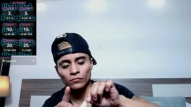 Liiamthompson online show from March 2026 09:41:01 PM