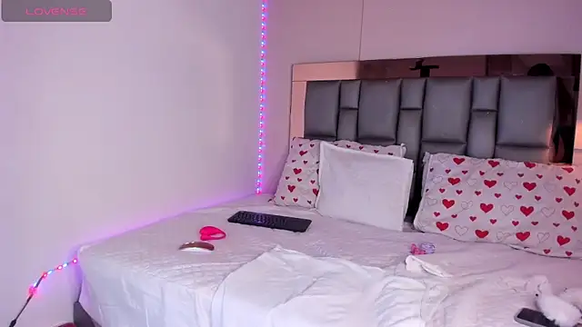 SofiArias online show from February 2026 08:57:02 PM