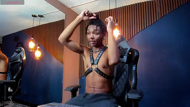 ErickCarmack online show from March 2025 04:04:01 AM