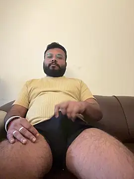 SoloChill online show from April 2026 12:30:02 AM