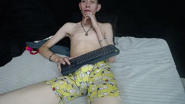 Snapshot of SimonAndJocelyn chatting on February 2025 02:57:01 PM SimonAndJocelyn online show from February 2025 02:57:01 PM