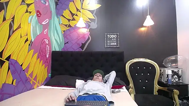 Snapshot of SimonAndJocelyn chatting on February 2025 04:48:02 PM SimonAndJocelyn online show from February 2025 04:48:02 PM