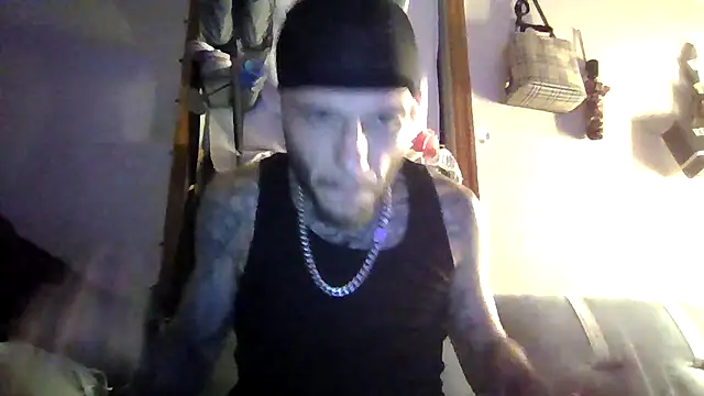 cruz815 online show from September 2025 06:15:01 AM