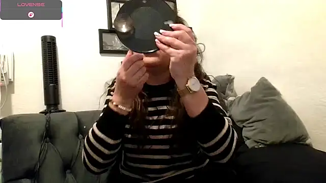 MirandaLatinaLovely online show from February 2026 06:28:02 PM