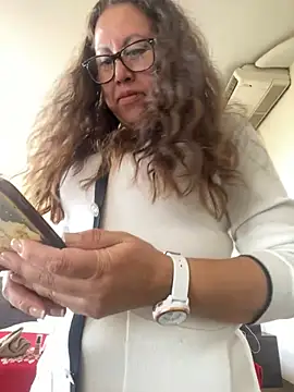 MirandaLatinaLovely online show from March 2026 05:29:01 PM