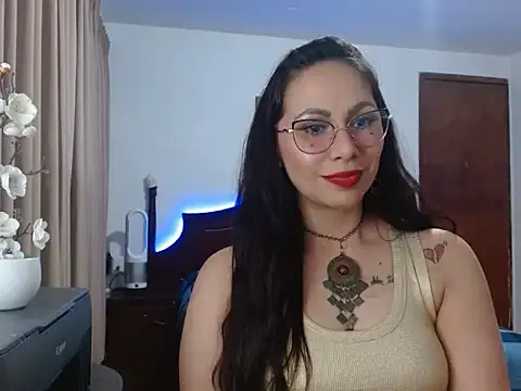 AloLovely  online show from March 2026 12:59:02 AM