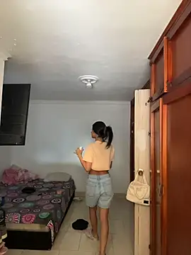 eva roseee online show from August 2026 10:34:02 PM