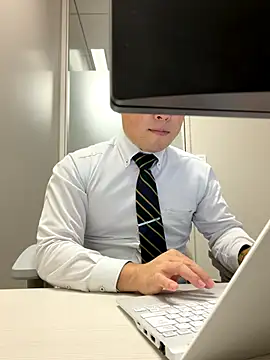 Snapshot of Nobu_469 chatting on October 2025 09:35:02 AM Nobu 469 online show from October 2025 09:35:02 AM