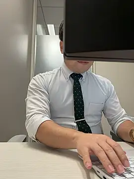 Snapshot of Nobu_469 chatting on November 2025 02:45:02 AM Nobu 469 online show from November 2025 02:45:02 AM