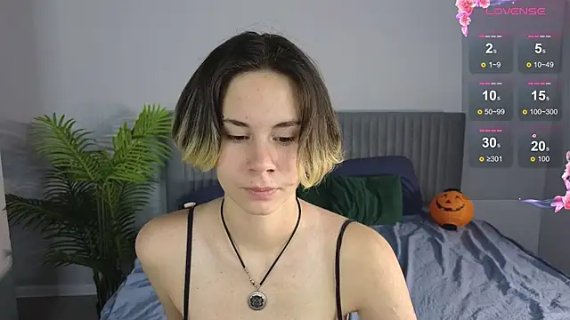 Snapshot of BettyCarter07 chatting on November 2025 01:16:02 AM BettyCarter07 online show from November 2025 01:16:02 AM