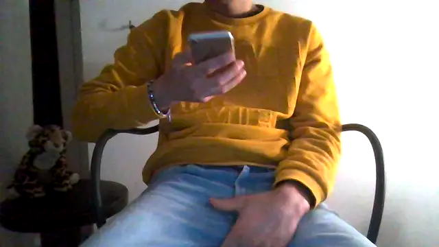 tommyboyteen online show from February 2025 07:35:02 PM