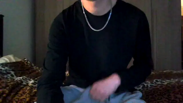 Snapshot of tommyboyteen chatting on February 2025 04:44:01 PM tommyboyteen online show from February 2025 04:44:01 PM