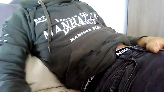 Snapshot of tommyboyteen chatting on March 2025 12:55:02 PM tommyboyteen online show from March 2025 12:55:02 PM