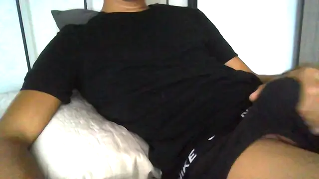 tommyboyteen online show from October 2025 08:37:02 AM