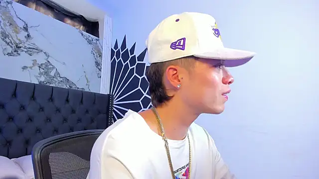 marcuscollins1  online show from March 2026 12:54:02 PM