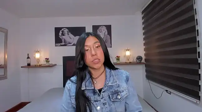 Snapshot of Nohemi_louse chatting on January 2025 08:22:02 PM Nohemi louse online show from January 2025 08:22:02 PM