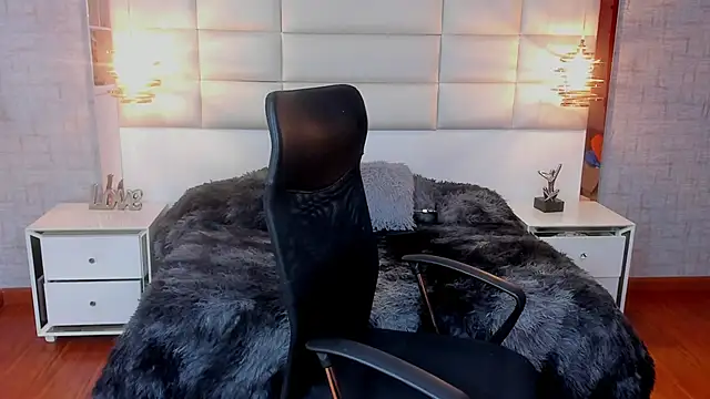 Snapshot of Nohemi_louse chatting on December 2025 07:09:01 PM Nohemi louse online show from December 2025 07:09:01 PM