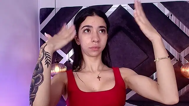 Snapshot of sara_lopee1 chatting on October 2025 12:02:02 PM sara lopee1 online show from October 2025 12:02:02 PM