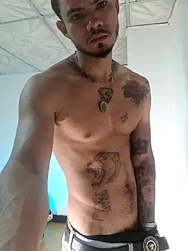 Niick01  online show from November 2025 02:46:02 AM