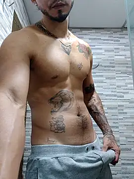 Niick01  online show from February 2026 03:05:02 PM