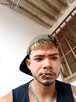 Niick01  online show from March 2026 05:23:02 PM