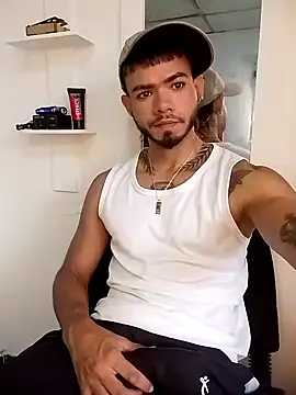 Niick01  online show from June 2026 05:40:02 PM