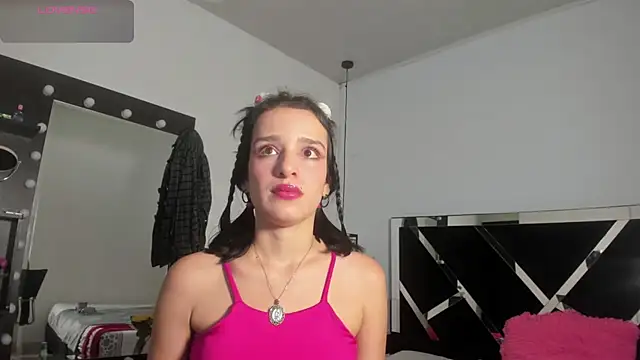 Snapshot of Annyrosee chatting on March 2025 08:43:02 PM Annyrosee online show from March 2025 08:43:02 PM