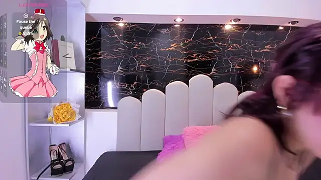 Annyrosee online show from November 2025 07:36:03 PM