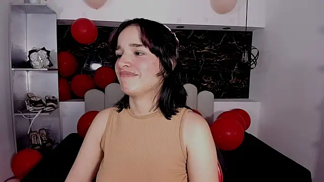 Annyrosee online show from February 2026 07:41:01 PM