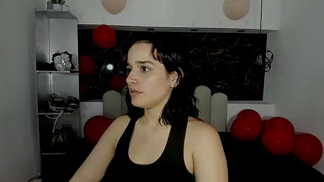 Annyrosee online show from February 2026 07:53:02 PM