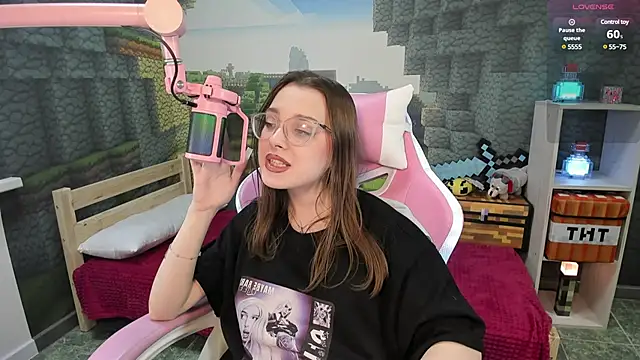 kaisajenner online show from February 2025 01:49:02 AM