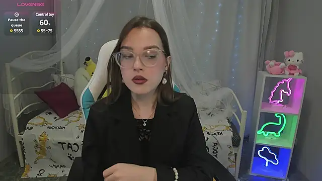 kaisajenner online show from March 2025 06:45:02 PM