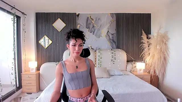 allicemackenzie online show from February 2026 03:22:01 PM