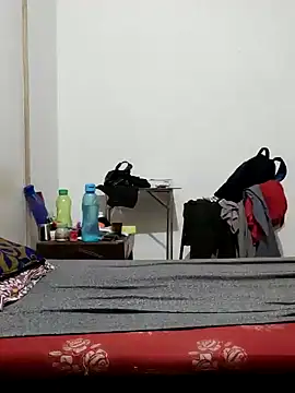 Snapshot of Hot_funky_boy chatting on February 2025 01:05:01 PM Hot funky boy online show from February 2025 01:05:01 PM