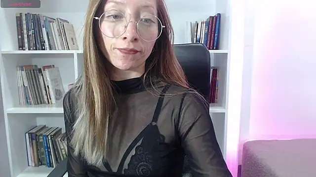 Snapshot of Carlin_Diaz chatting on February 2025 04:52:02 AM Carlin Diaz online show from February 2025 04:52:02 AM