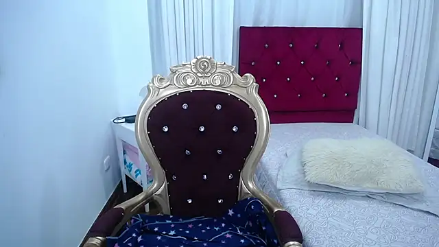 Snapshot of Carlin_Diaz chatting on February 2025 12:19:02 AM Carlin Diaz online show from February 2025 12:19:02 AM