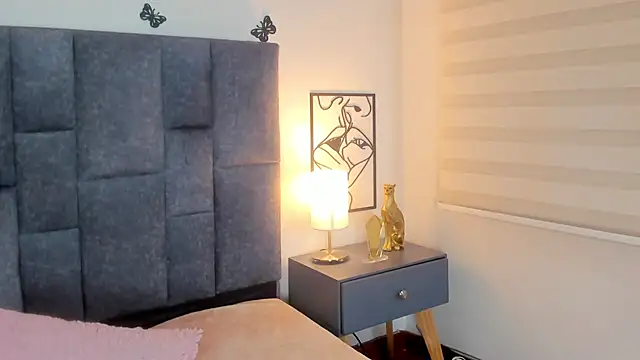 Violetta Ficher online show from April 2026 02:22:02 AM