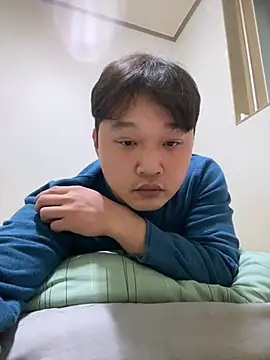 Snapshot of offwhite777 chatting on February 2025 11:22:01 AM offwhite777 online show from February 2025 11:22:01 AM