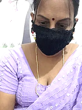 Snapshot of Tamil_Meera12 chatting on May 2026 12:01:02 PM Tamil Meera12 online show from May 2026 12:01:02 PM