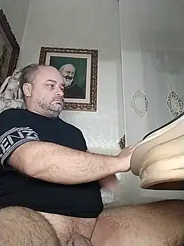 NAvoglia online show from October 2025 08:26:01 PM