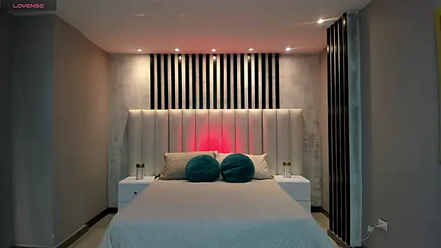 BeccaBaxter online show from February 2025 05:07:02 PM