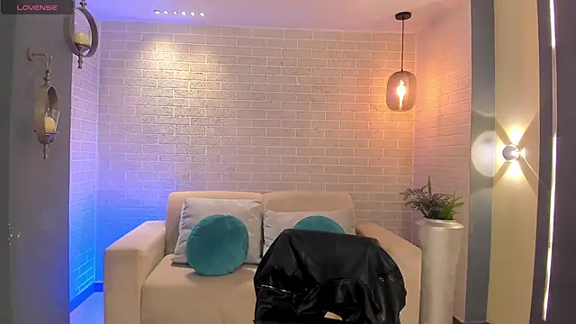 BeccaBaxter online show from February 2026 12:02:01 PM