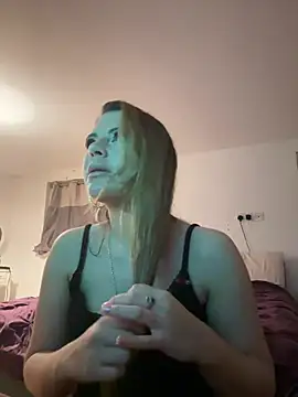 BambixoxUK online show from March 2025 11:50:02 PM