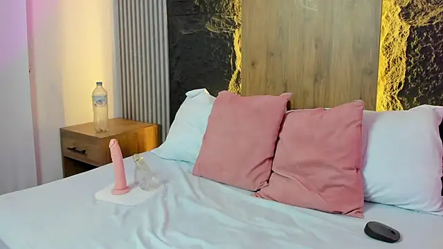 Snapshot of dalila_harris chatting on September 2025 07:25:01 PM dalila harris online show from September 2025 07:25:01 PM