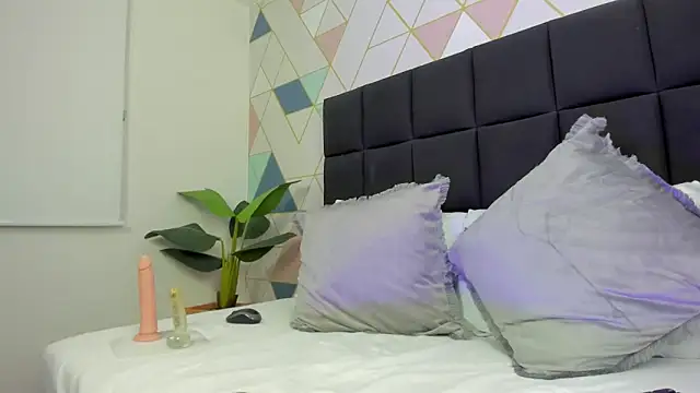 Snapshot of dalila_harris chatting on October 2025 07:38:01 PM dalila harris online show from October 2025 07:38:01 PM