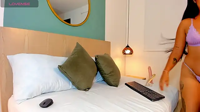 Snapshot of dalila_harris chatting on November 2025 03:16:01 AM dalila harris online show from November 2025 03:16:01 AM