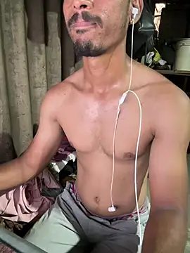 Loveinsync online show from April 2026 07:33:02 AM