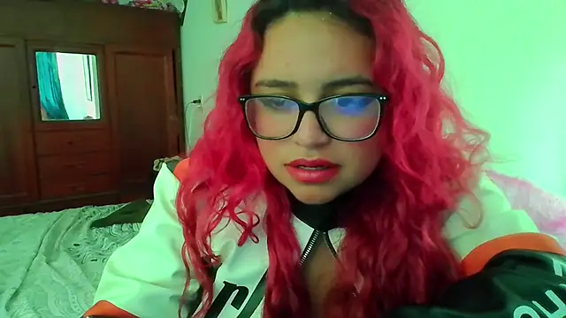 EstefyTabbo online show from July 2026 08:11:02 PM
