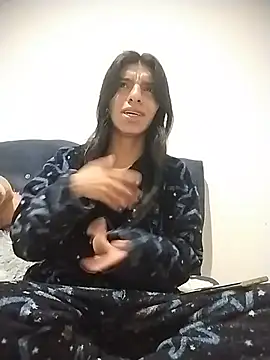 Snapshot of Ariell_Kieran chatting on July 2026 04:41:01 AM Ariell Kieran online show from July 2026 04:41:01 AM