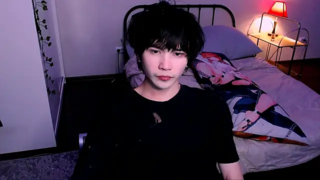 Snapshot of rennnuts chatting on October 2025 07:45:01 PM rennnuts online show from October 2025 07:45:01 PM